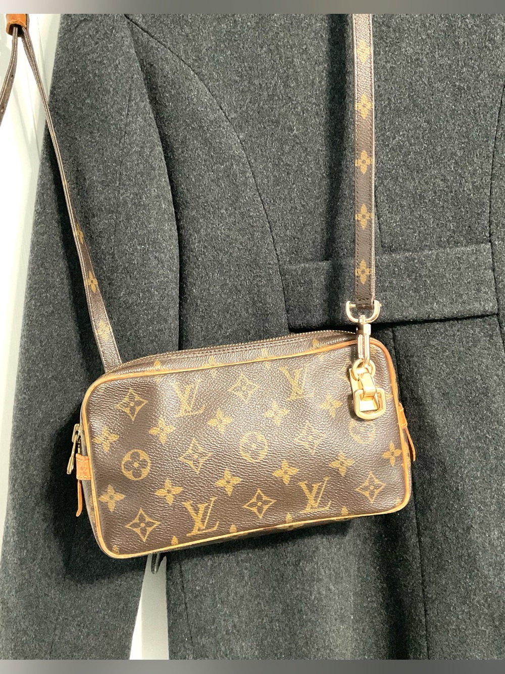 ✅AUTHENTIC LV Monogram POCHETTE BANDOLIER LOUIS VUITTON